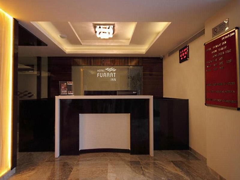 Golden Plaza Hotel Ahmedabad Ngoại thất bức ảnh