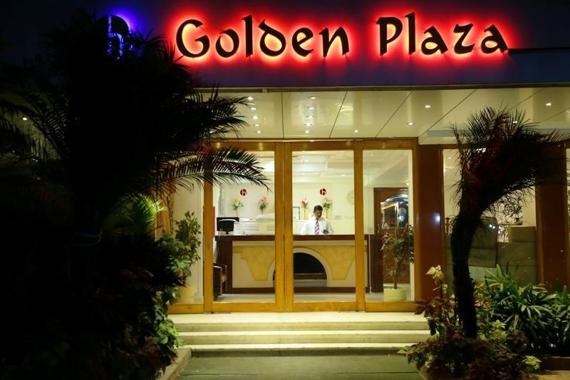 Golden Plaza Hotel Ahmedabad Ngoại thất bức ảnh